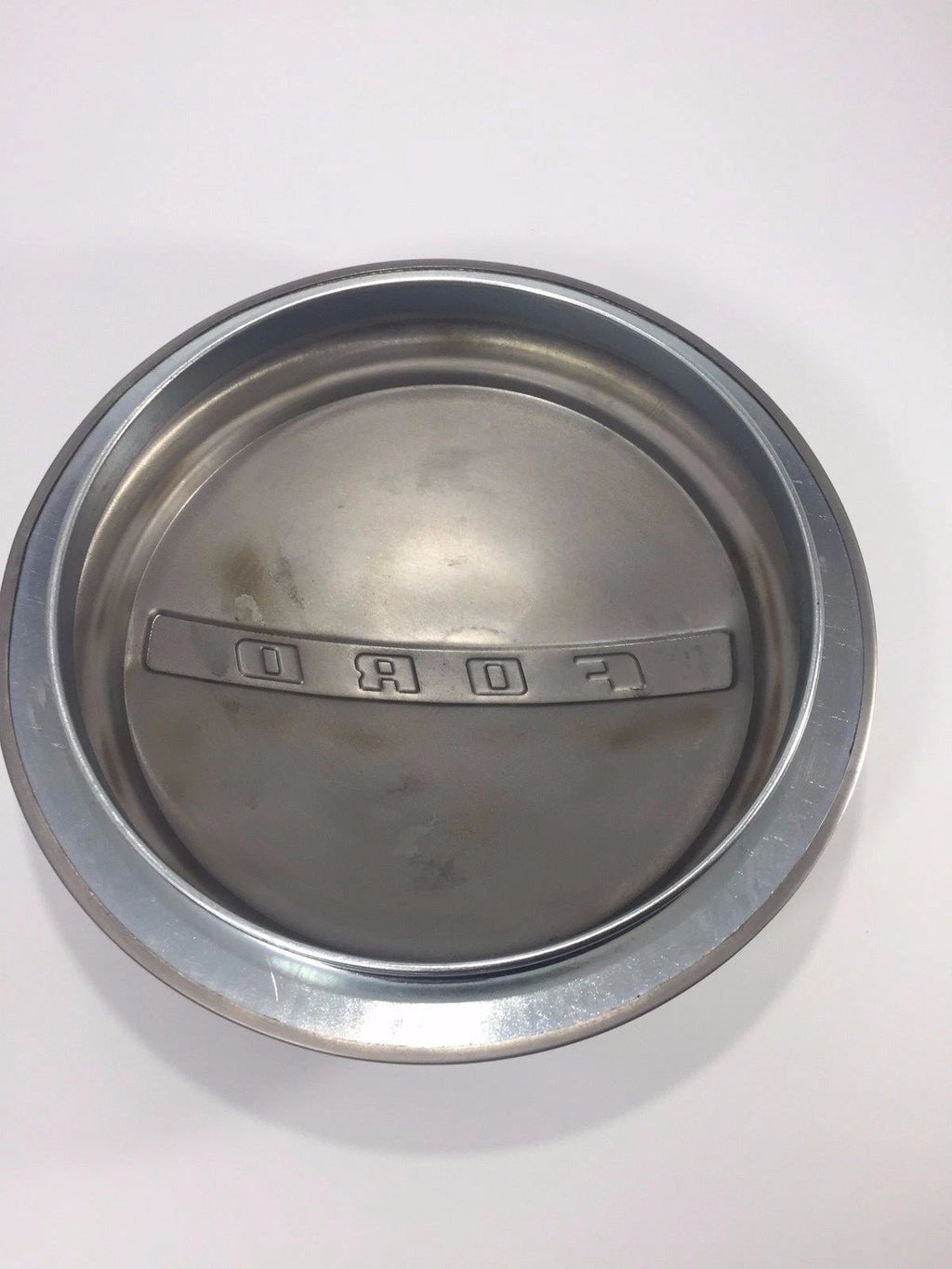 Hubcaps Set with Script for Ford Car and Pickup (1947–1948)