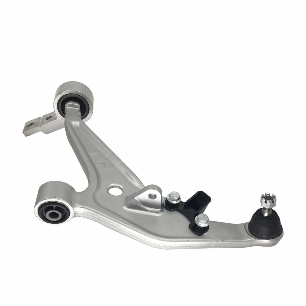 Pair Front Lower Control Arms with Ball Joints for Nissan X-Trail (2005–2006)