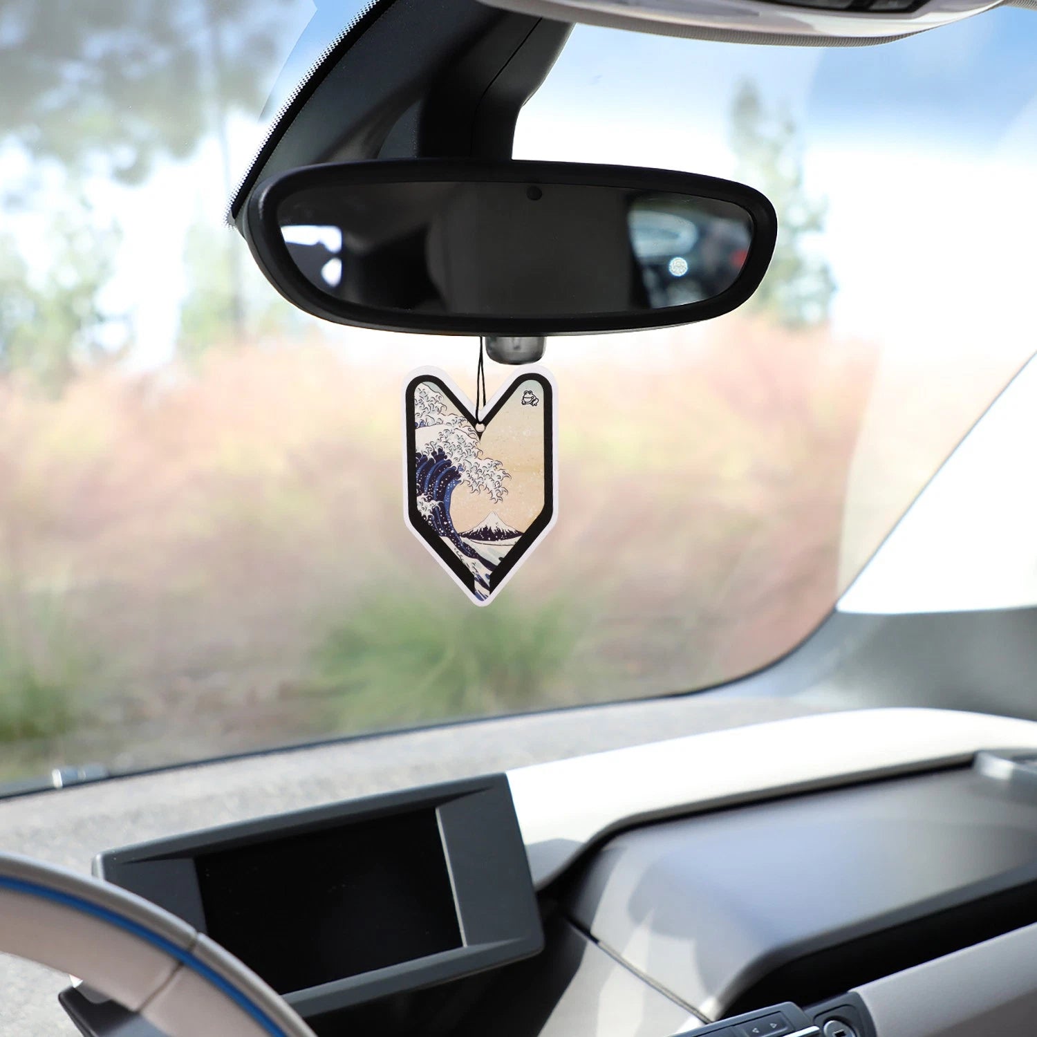 Hanging Air Freshener for JDM Cars (Tree Frog Young Leaf Wakaba)