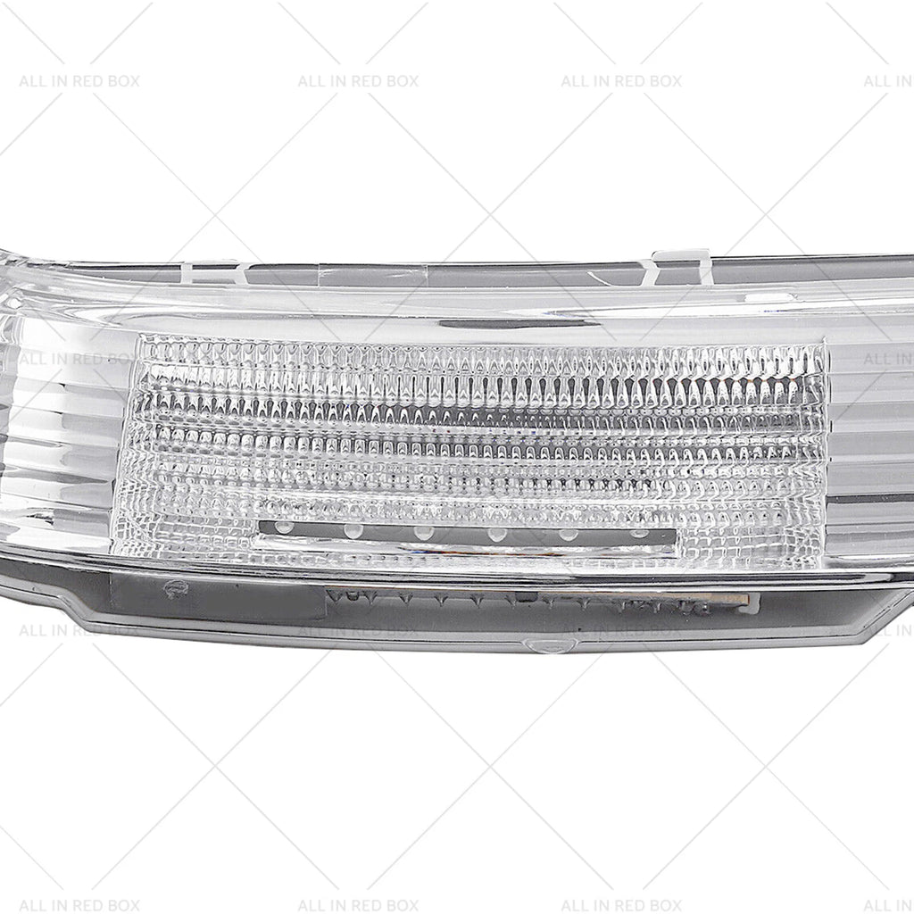 Front Right Wing Door Mirror Indicator for VW Touareg (2003–2006)