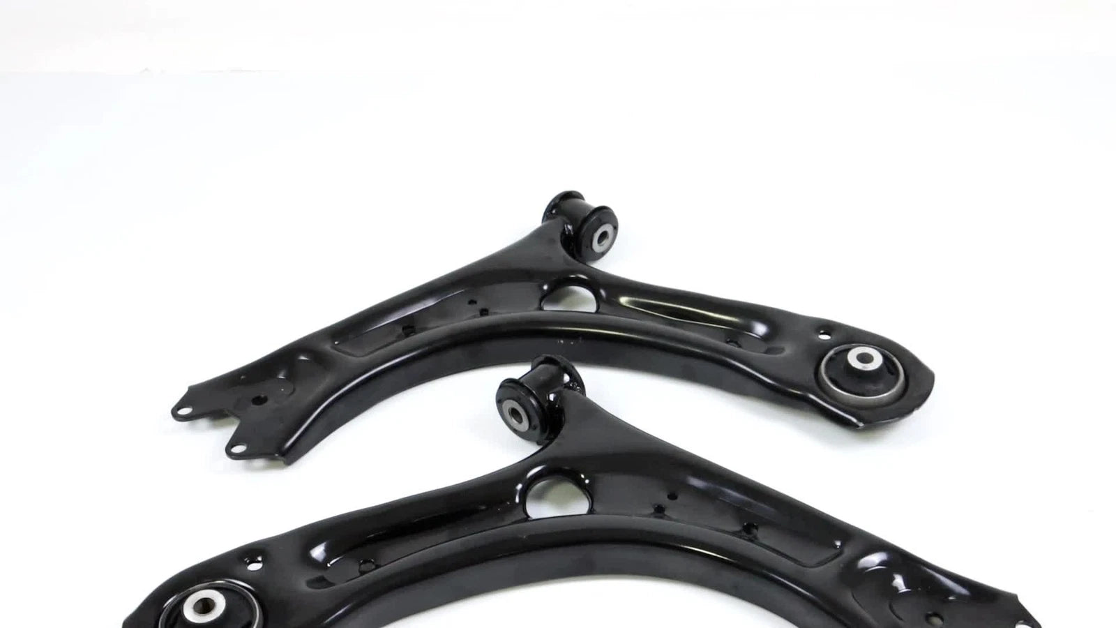 Set of 2 Front Lower Suspension Control Arms for VW Beetle Passat (2012-2019)