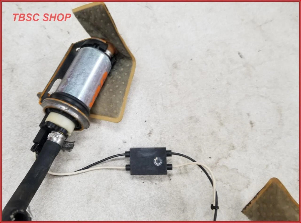 Fuel Pump Set with Harness for Jaguar XJ12 (1995–1997)