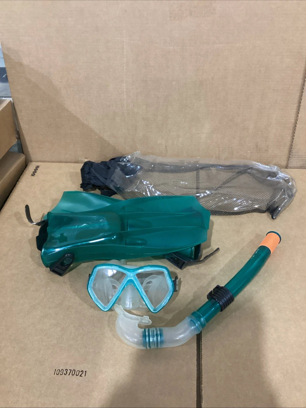 Snorkel Mask & Fins Set for Solstice Swimline (Size 5-7) 99205-57-GN