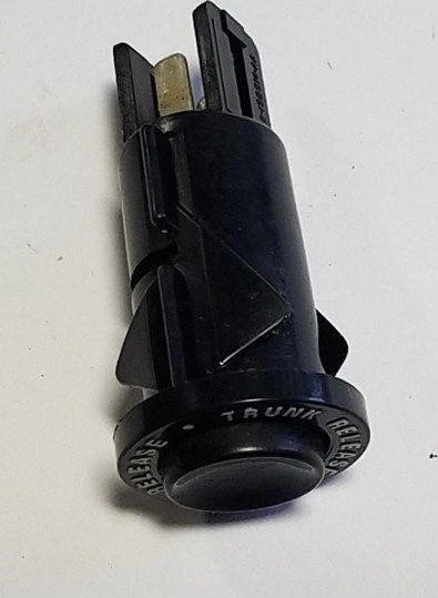 Trunk Release Switch for Ford Thunderbird Cougar (1994–1997)
