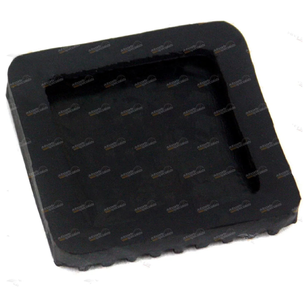 2 x Brake + Clutch Pedal Rubbers for Toyota Coaster Bus HZB30R (1990���1993)