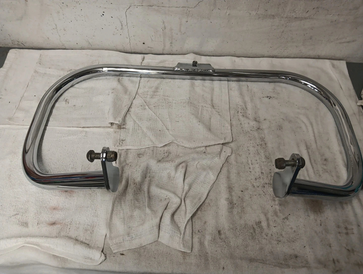 Chrome Crashbars for Harley-Davidson FLST (2000–2017)