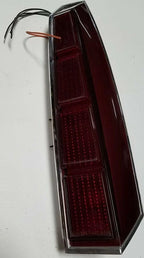 RH Brake Corner Tail Light for Lincoln Continental (1984–1987)