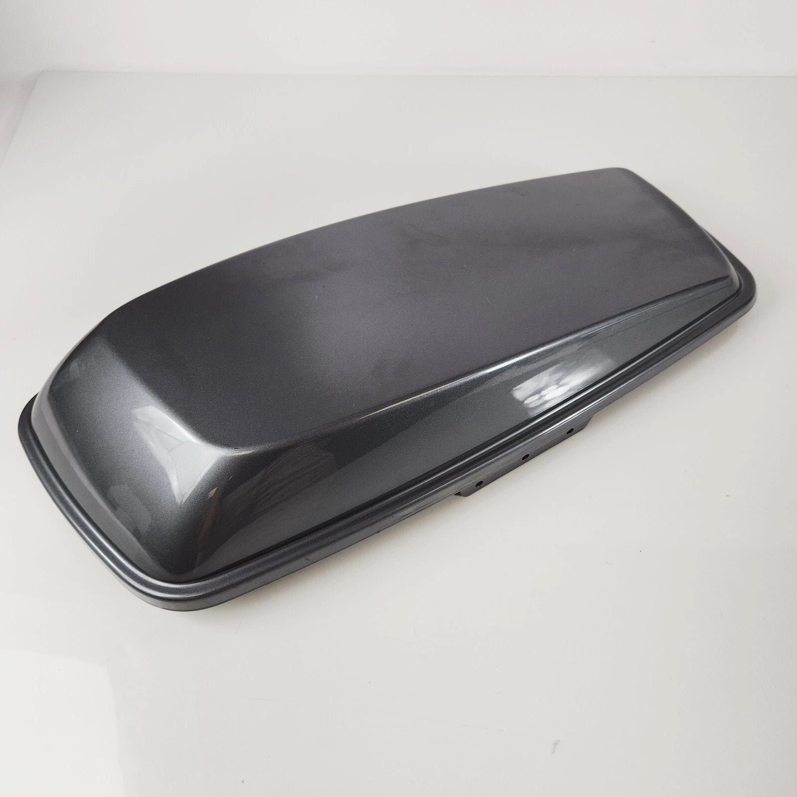 Left Saddlebag Lid for Harley Touring (2014–2023) Gauntlet Gray 90200413