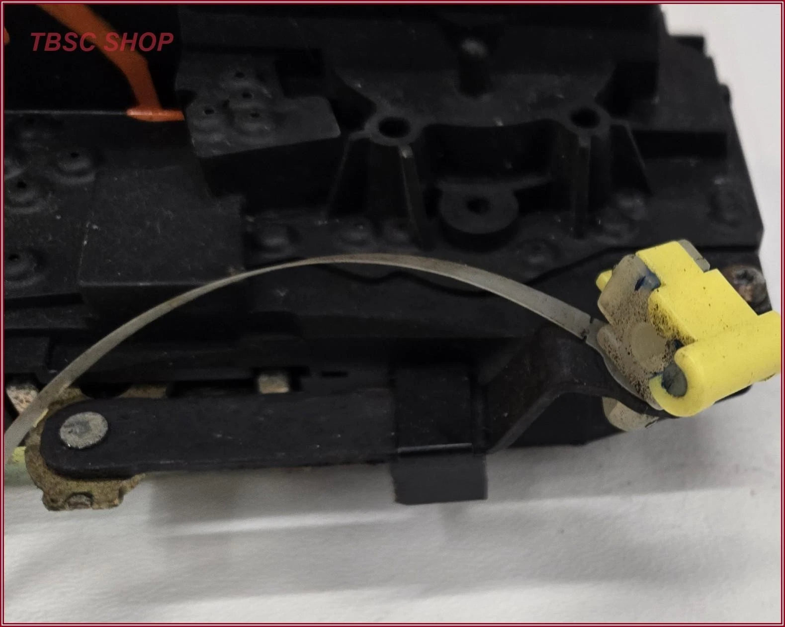 Rear RH Pass Door Lock Latch Assembly for Lincoln LS (2000–2006)