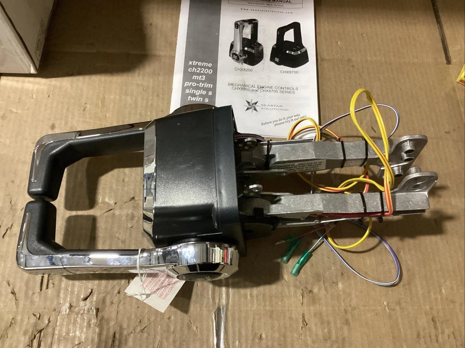 SeaStar Series Dual Top Mount Control CHX8242P for Marine Applications (Open Box)