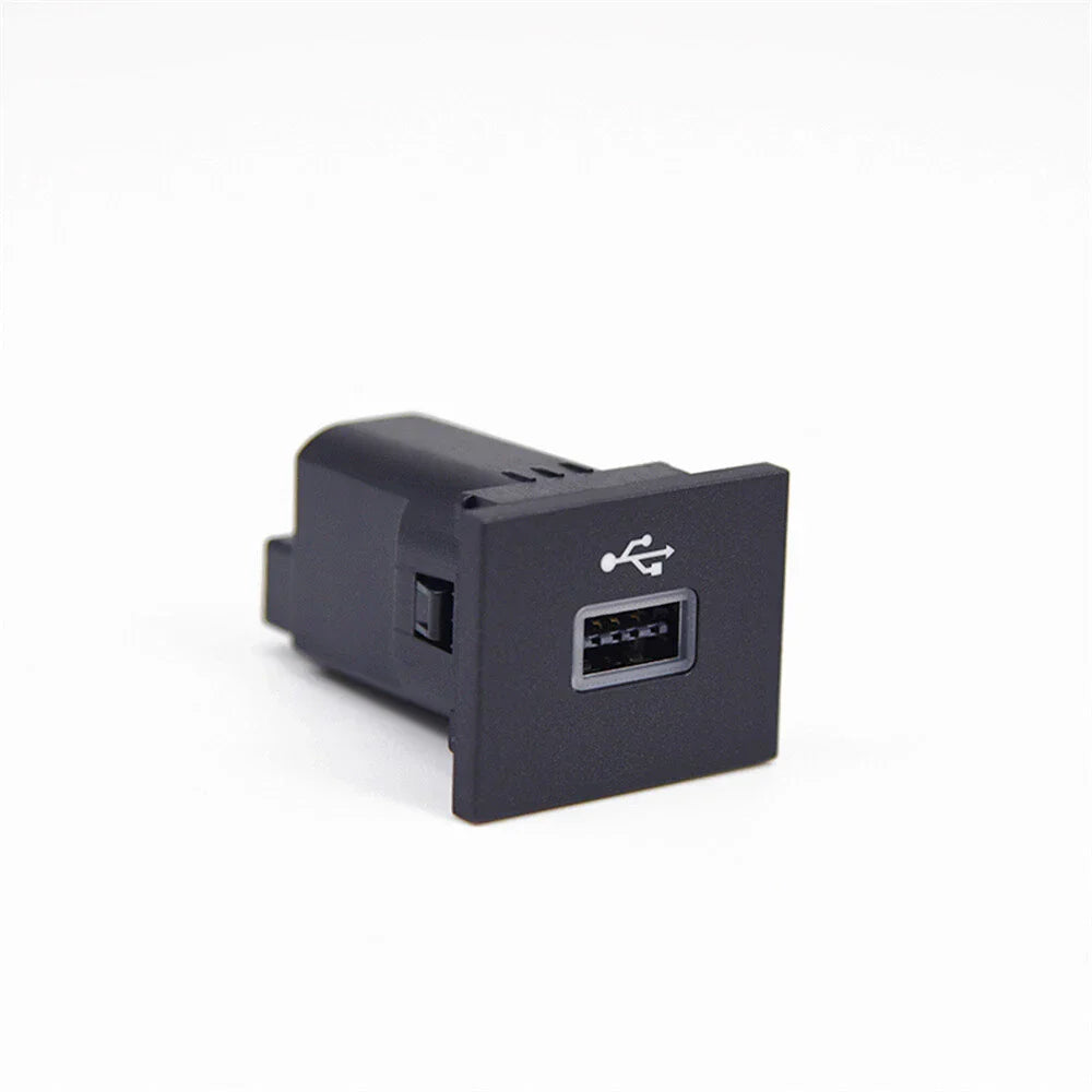 USB Input Adapter Cable for 05-09 Ford Focus Radio Socket