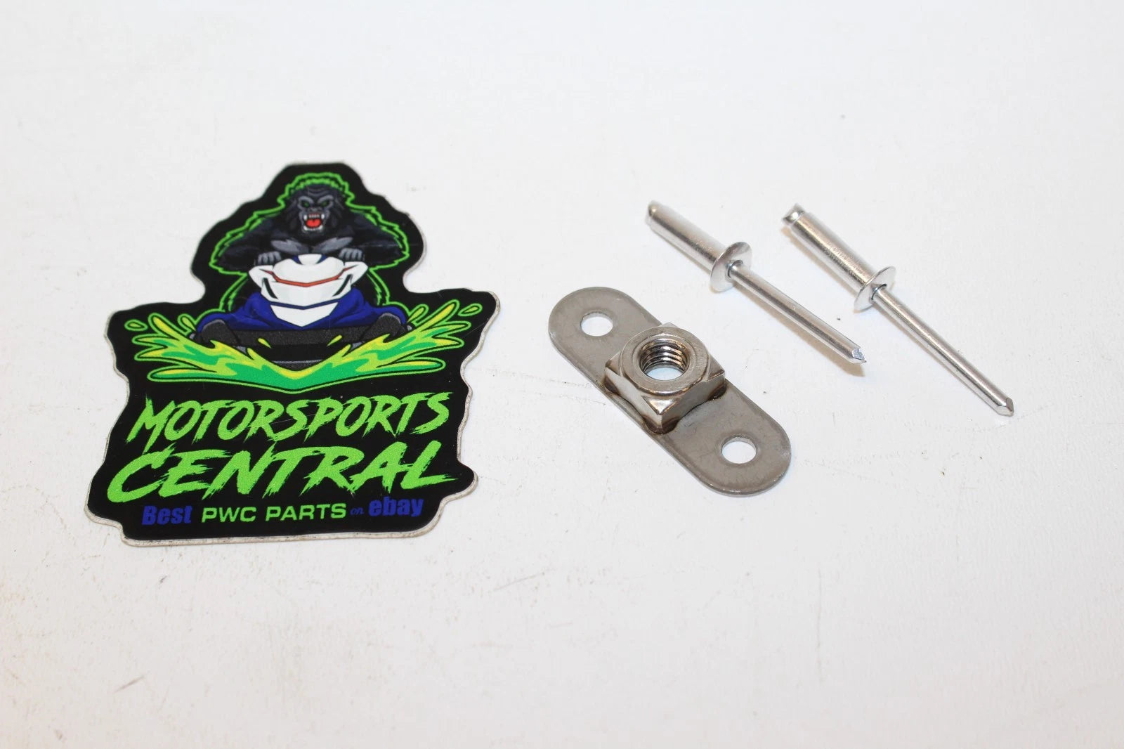Seat Engine Cover Rivet On Bracket for Yamaha EX EXR Sport (F2C-U826C-00-00)