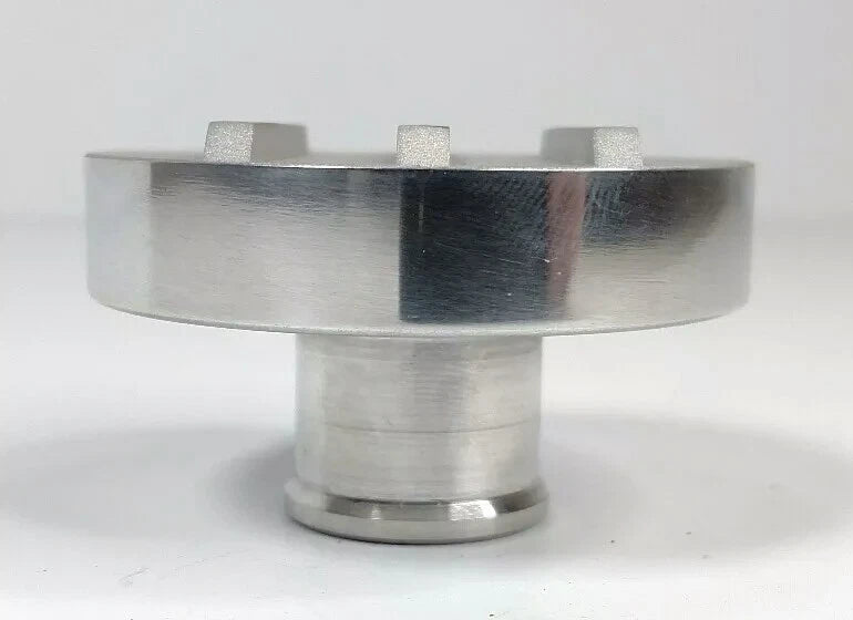Finned Push-In Oil Filter Cap for Toyota Hilux (2005–2015)