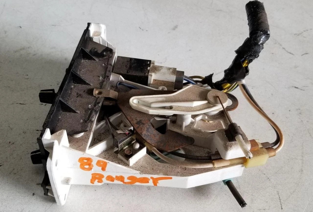 Manual Climate Control Assembly for Ford Ranger (1989–1992)