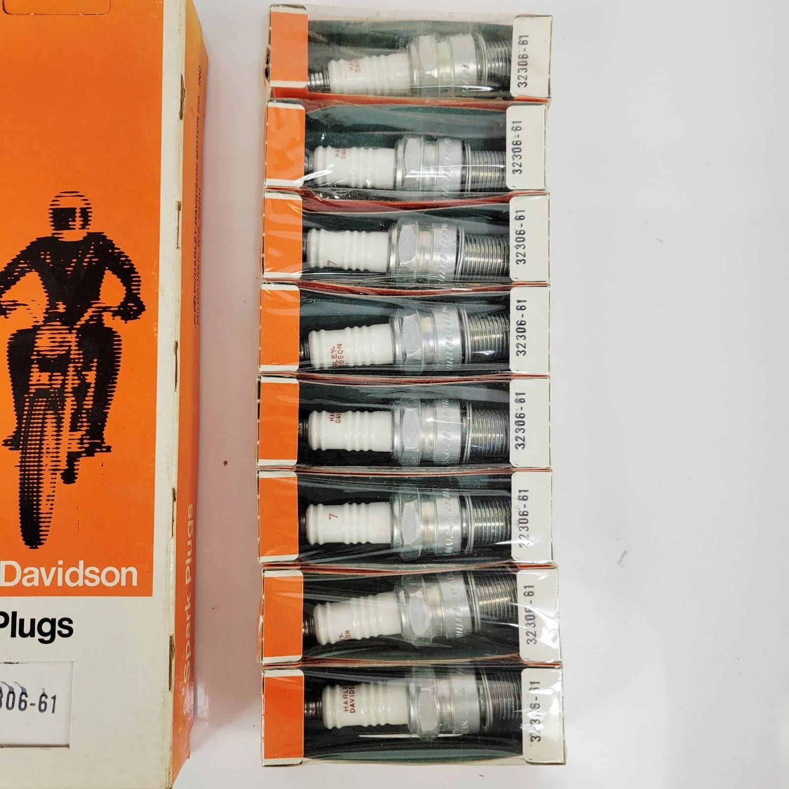 Set of 8 OEM Spark Plugs for Harley-Davidson SX250/SS250 (1961–1961) 32306-61