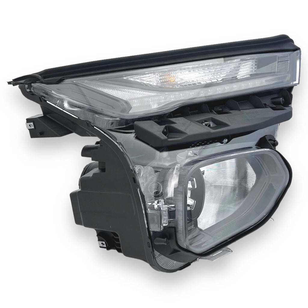 Passenger Side Halogen Headlight for Chevy Trailblazer (2021–2023) LED DRL