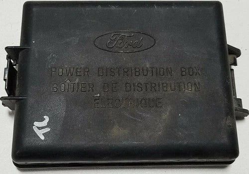 Engine Bay Fuse Box Cover for Town Car (1998–2011) F8VB-14A003-C