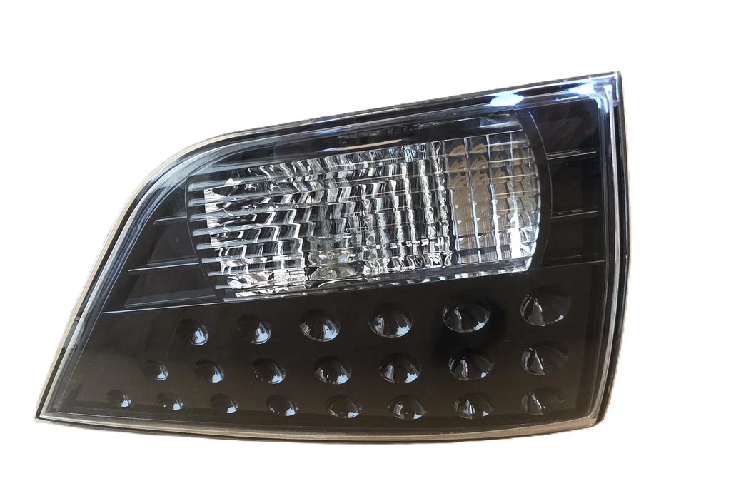 Inner Tail Lamp Right Side for Mitsubishi Outlander (2006–2012)