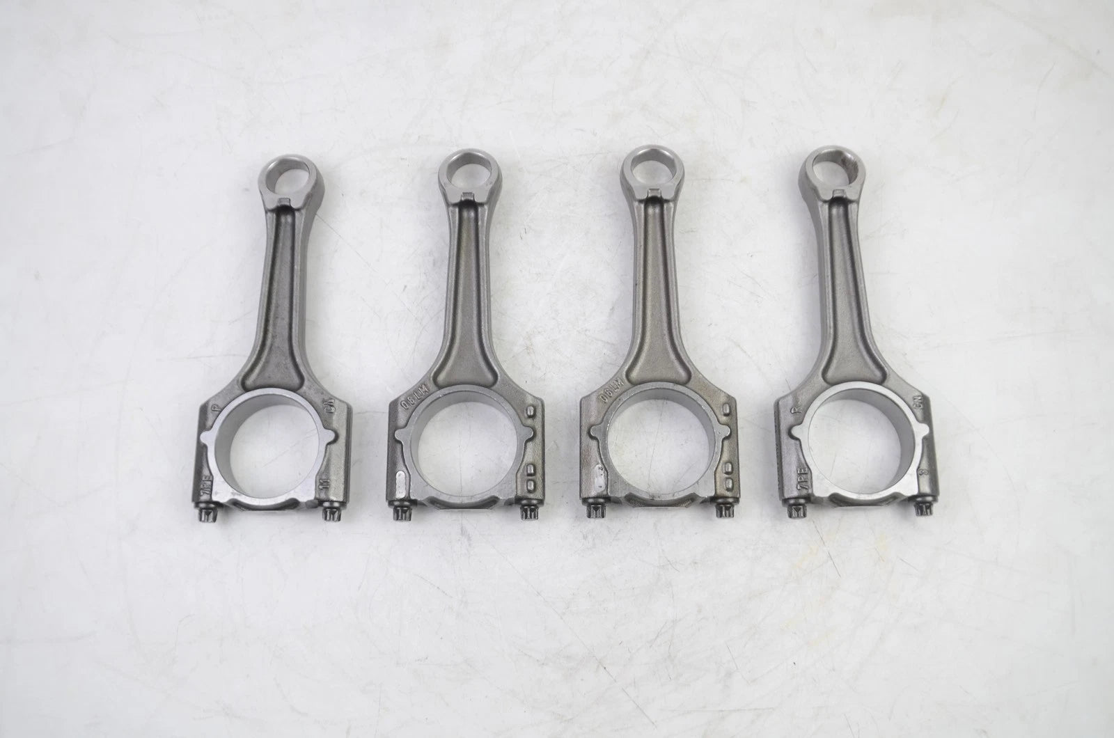 Set of 4 Connecting Rods for Audi A3 A4 Q5 VW Passat Golf Tiguan Jetta (2010–2020)