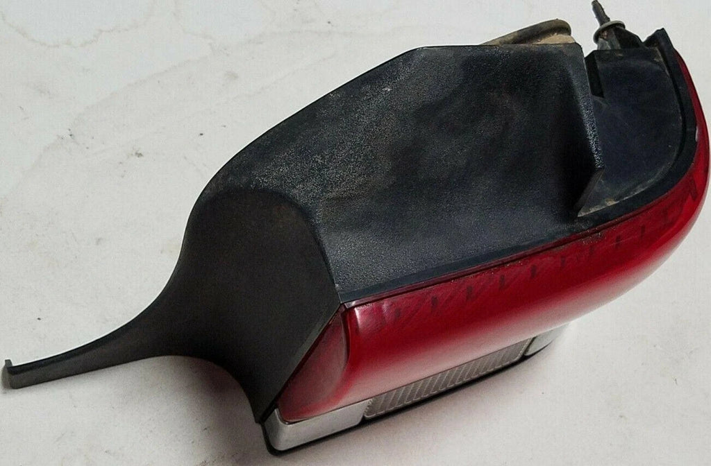 Right Passenger Brake Tail Light Lamp for Lincoln Continental (1990–1993)
