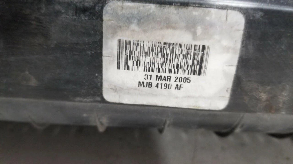 Radiator Assembly MJB4190AF for Jaguar XK8 (1998–2002)