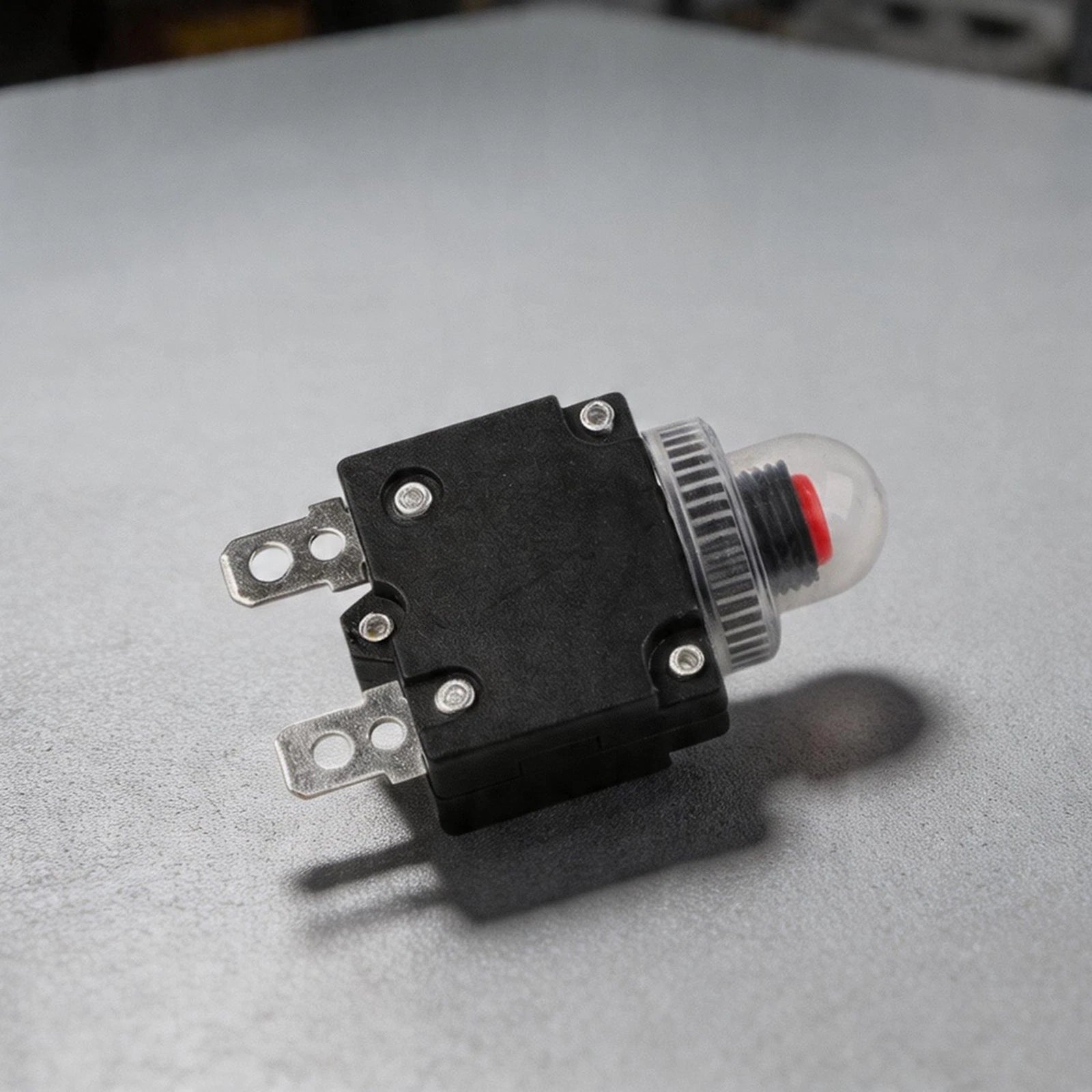 20A Circuit Breaker Switch with Waterproof Cover for Universal Use