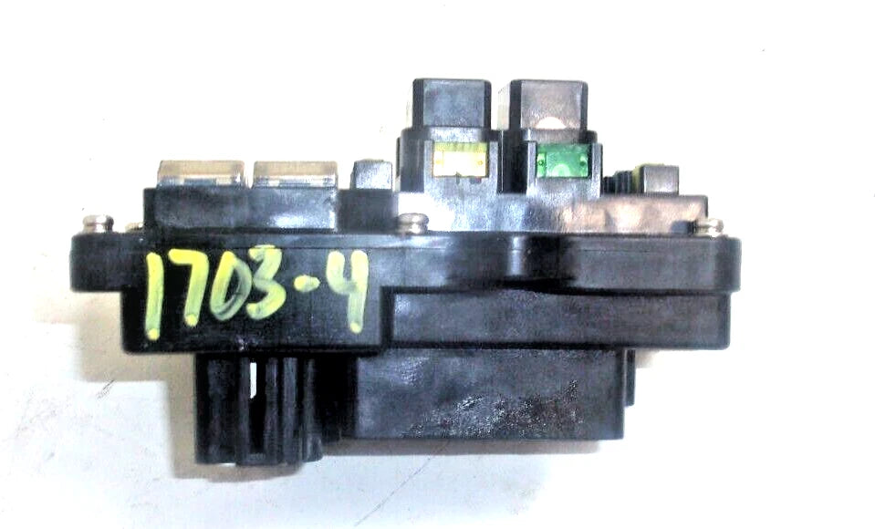 Fuse Box Assembly for Yamaha 200-300hp HPDI (2005–2008) 60V-82170-01-00