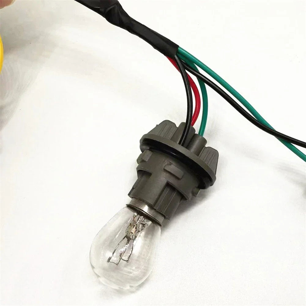 Taillight Bulb Holder Socket & Wire for 2016-2018 Kia Sorento (2016-2018)