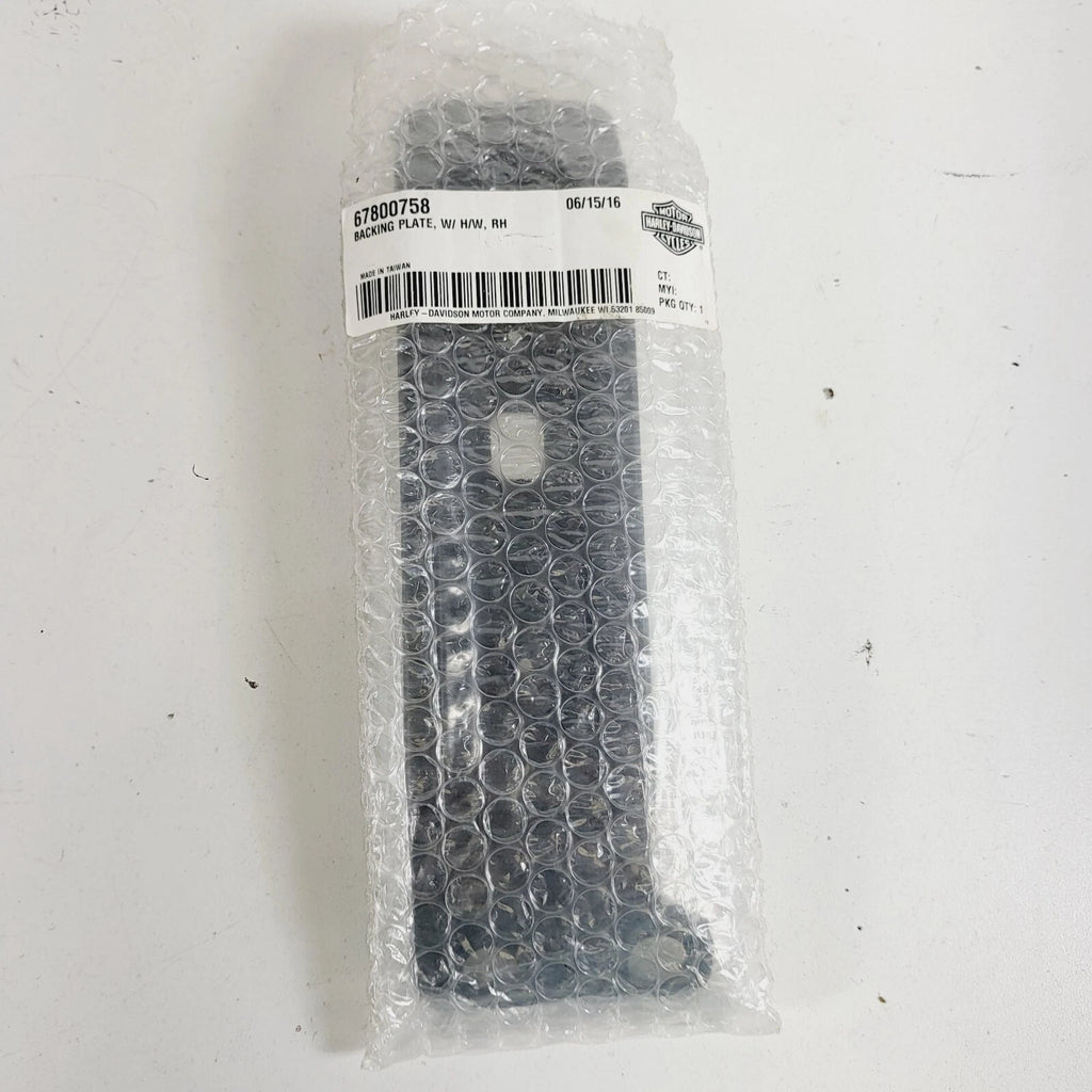 Right Hand Backing Plate for Harley-Davidson (67800758)