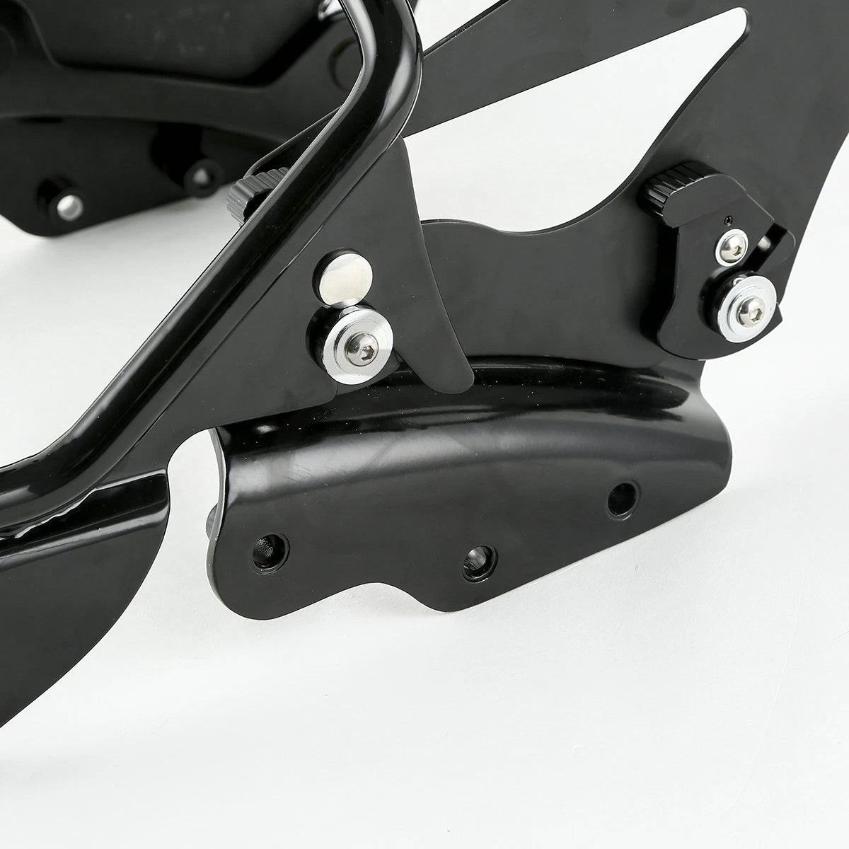 4 Point Docking Backrest Sissy Bar Luggage Rack for Harley Road King (2009–2013)