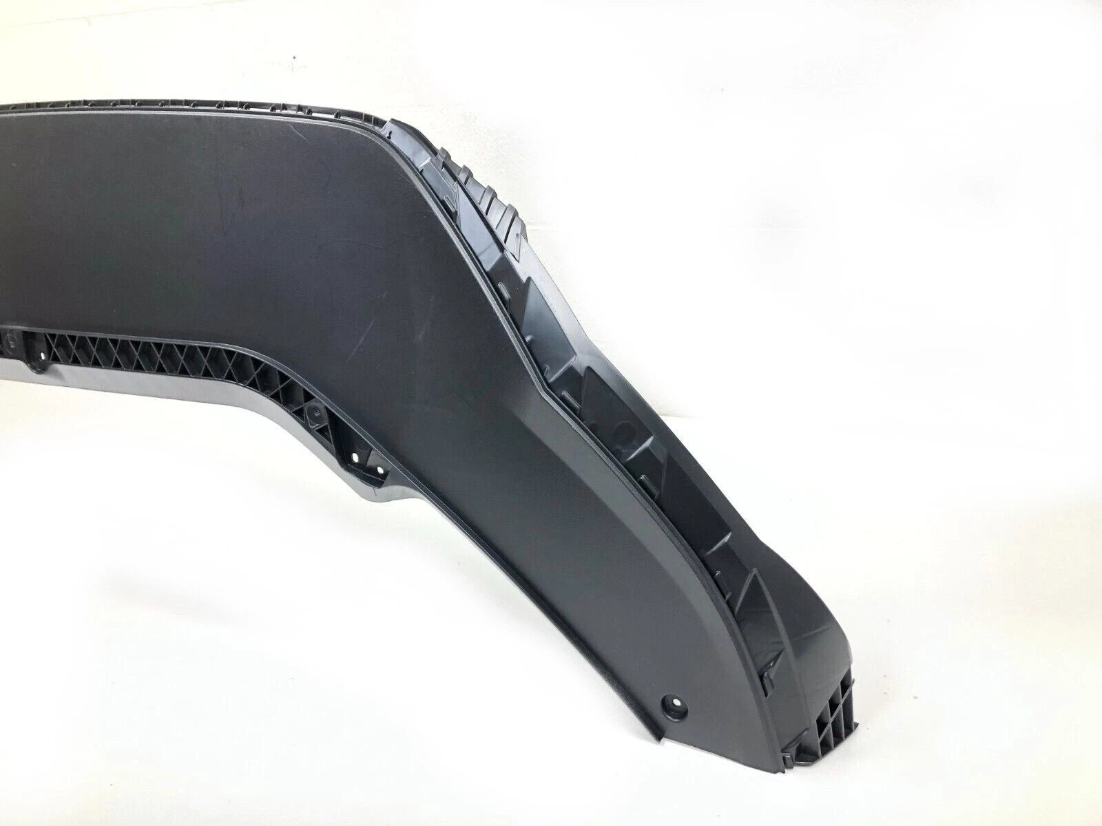 Front Bumper Lower Valance Air Diffuser for VW Passat (2020–2022)