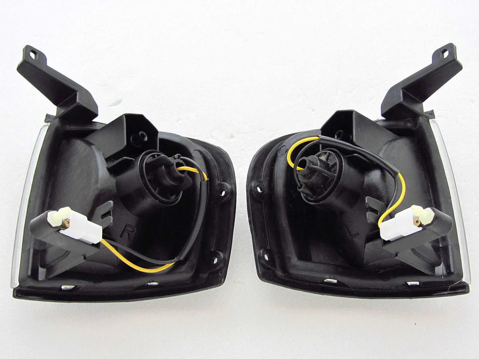 Corner Lights for 98-02 Mazda Bravo B-Series Ute B2000 B2200 B2600 (1998-2002)