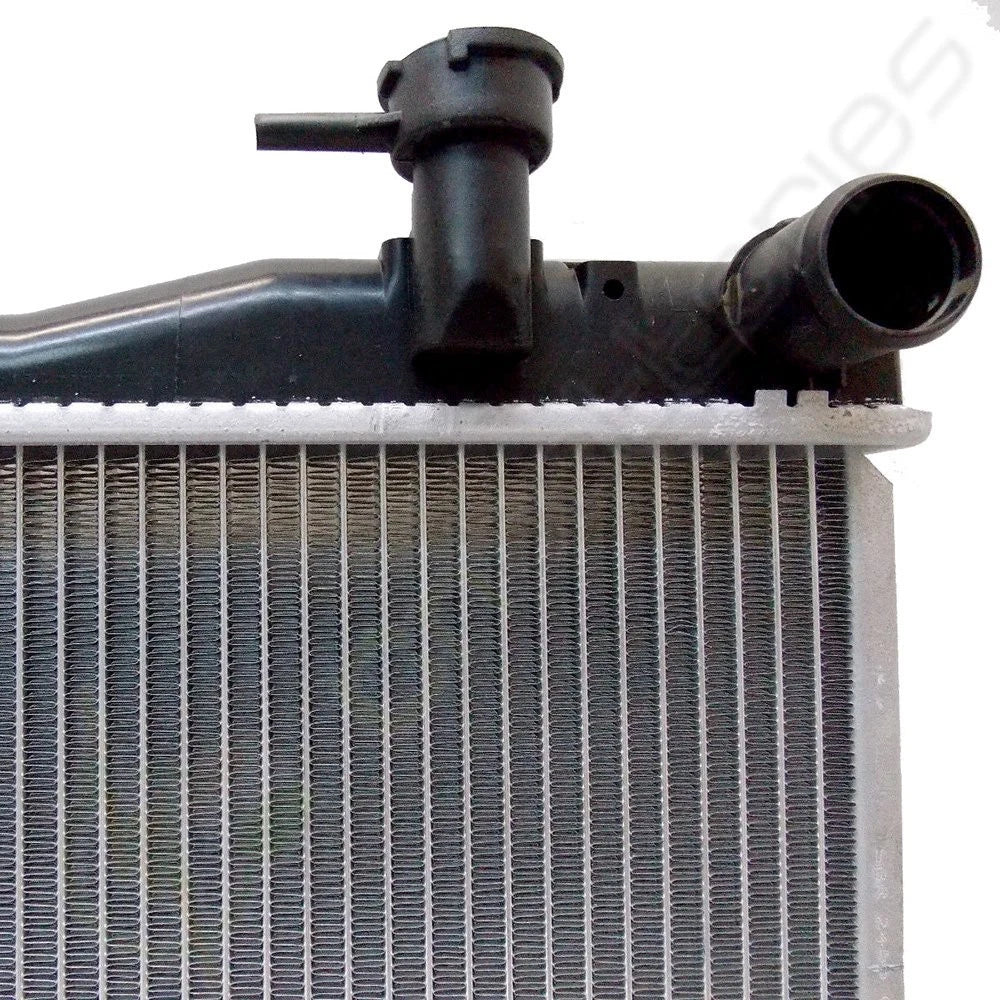 Aluminum Radiator for Infiniti G35 (2003–2005)