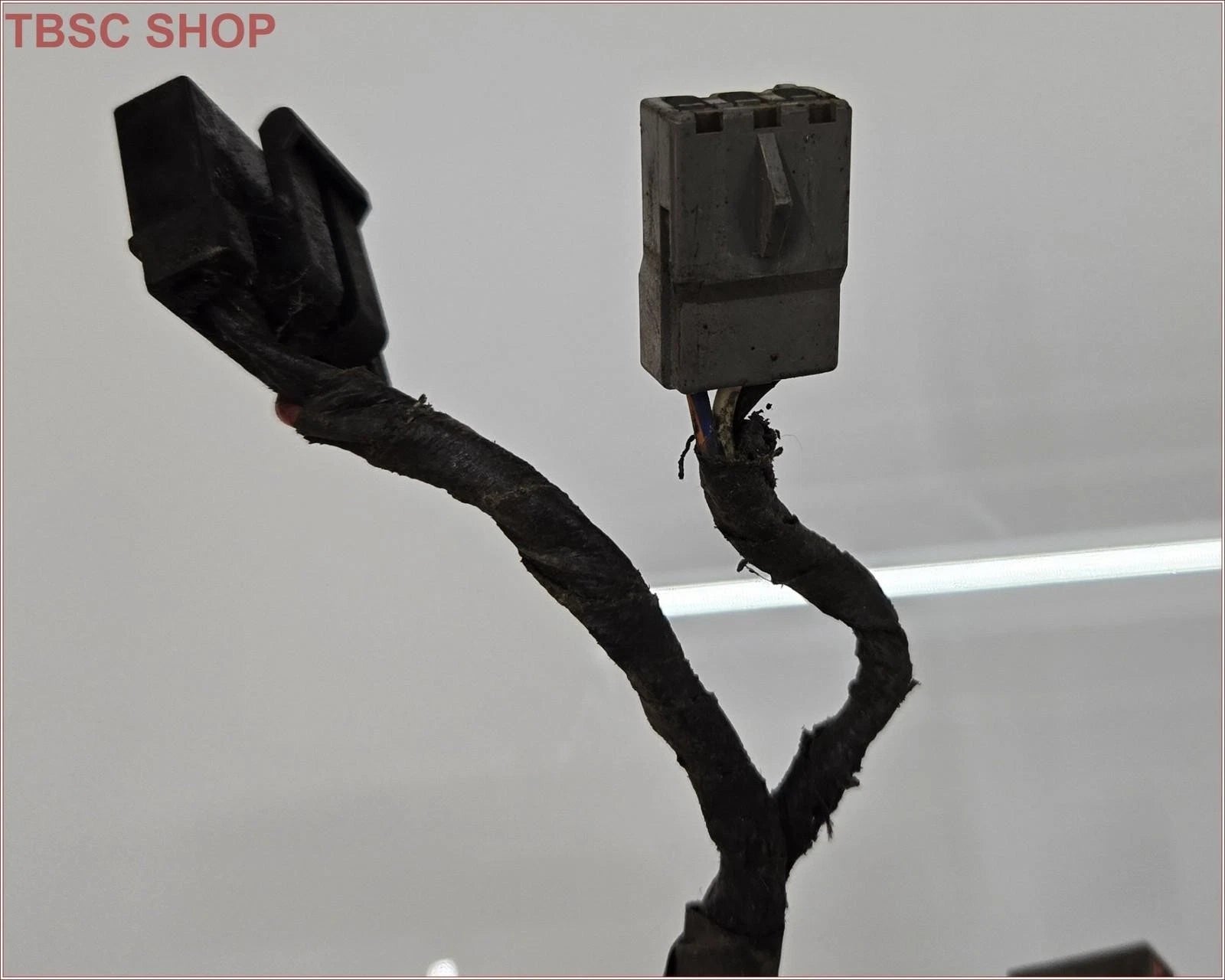 Wiper Motor Pigtail Harness for Ford Thunderbird Cougar (1989–1992)