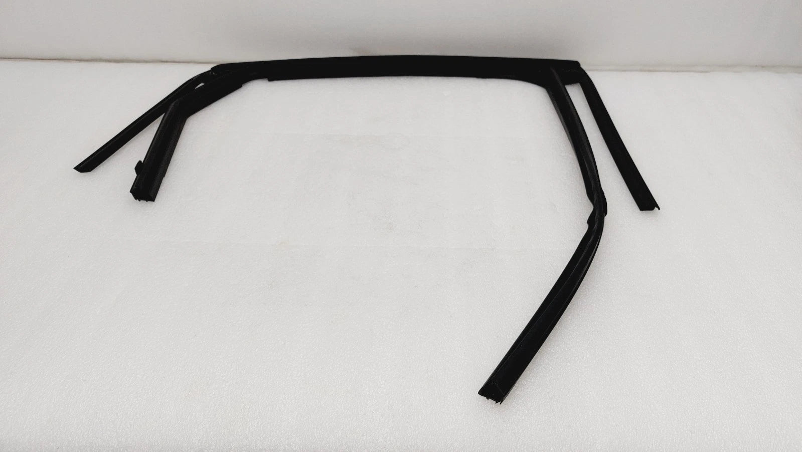 Window Seal Weatherstrip for Ford Escape (2020–2025) LJ6Z-7825766-C
