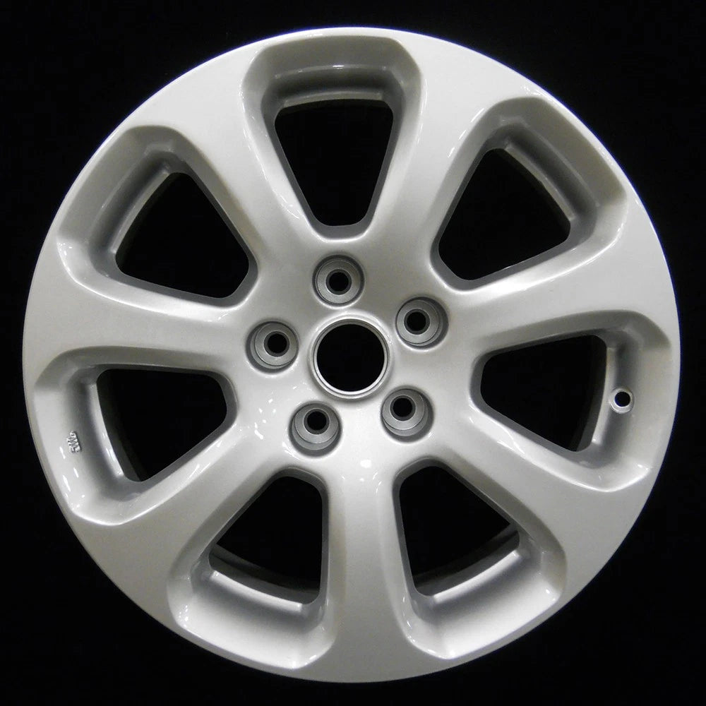 17x7 Factory Wheel Bright Fine Silver Replacement for Nissan Maxima (2007–2008)