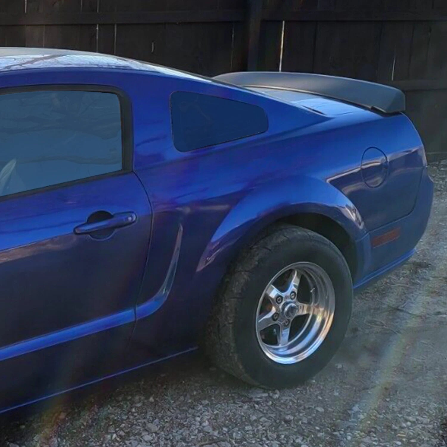 Ducktail Style Rear Trunk Spoiler for Ford Mustang GT500 (2005–2009)