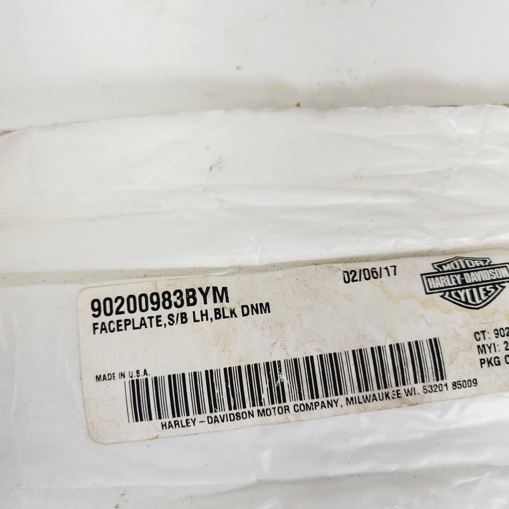 Left Saddlebag Latch Cover for Harley-Davidson (2014–2023) 90200983BYM
