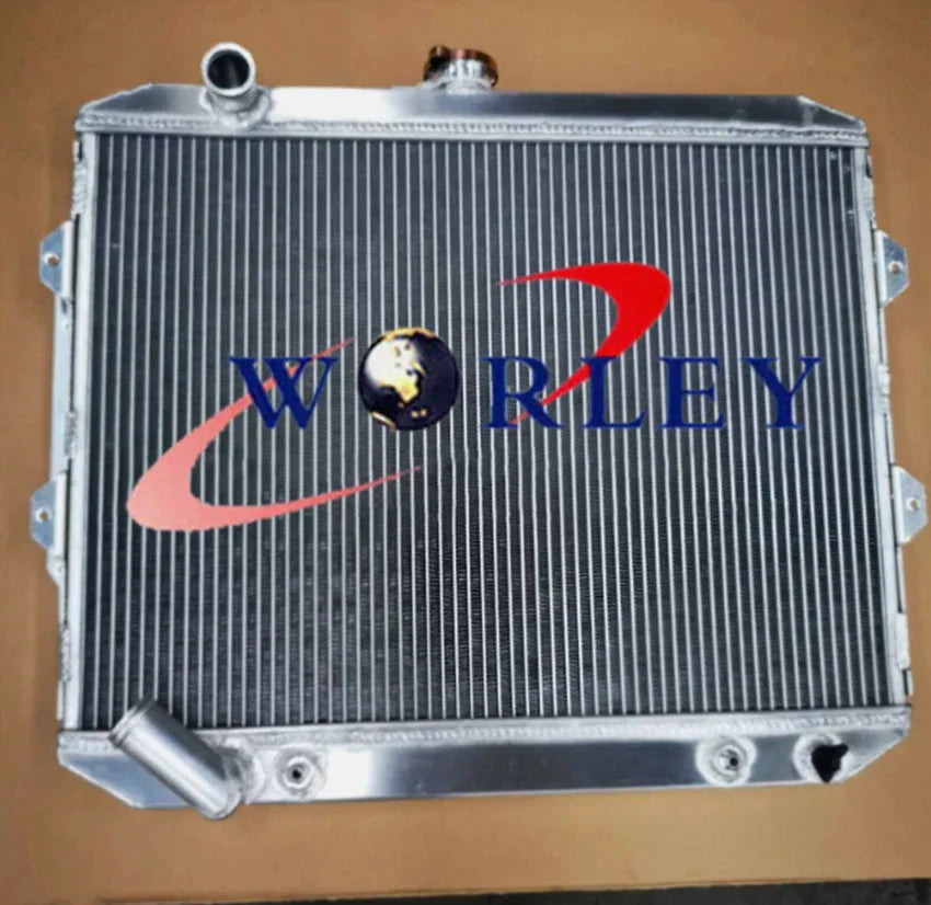 3R Aluminum Radiator for MITSUBISHI Montero/SHOGUN II V23W/V43W (1990-2000)