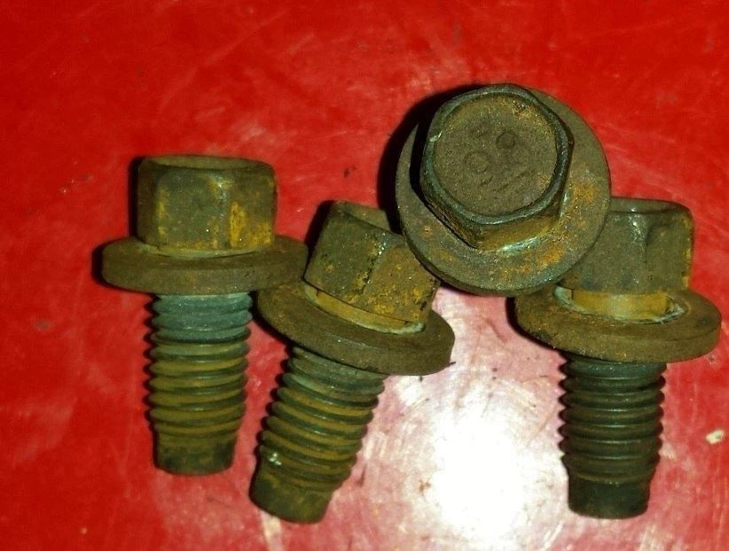 Water Pump Pulley Hardware Set for Ford Thunderbird Cougar (1994–1997)