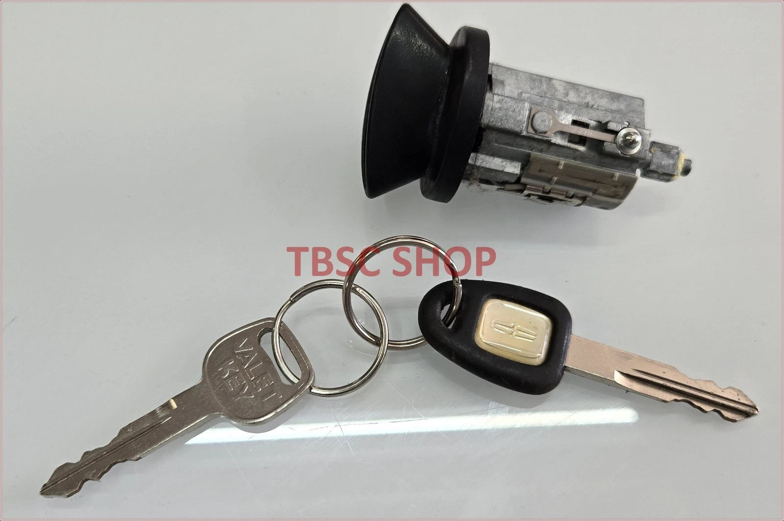 Ignition Lock with Key for Lincoln Town Car Continental (1996–1997)
