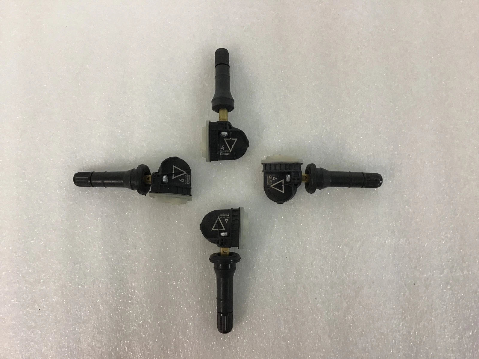 Set of 4 Tire Pressure Monitor Sensors TPMS for Buick LaCrosse (2017–2018) 13598773