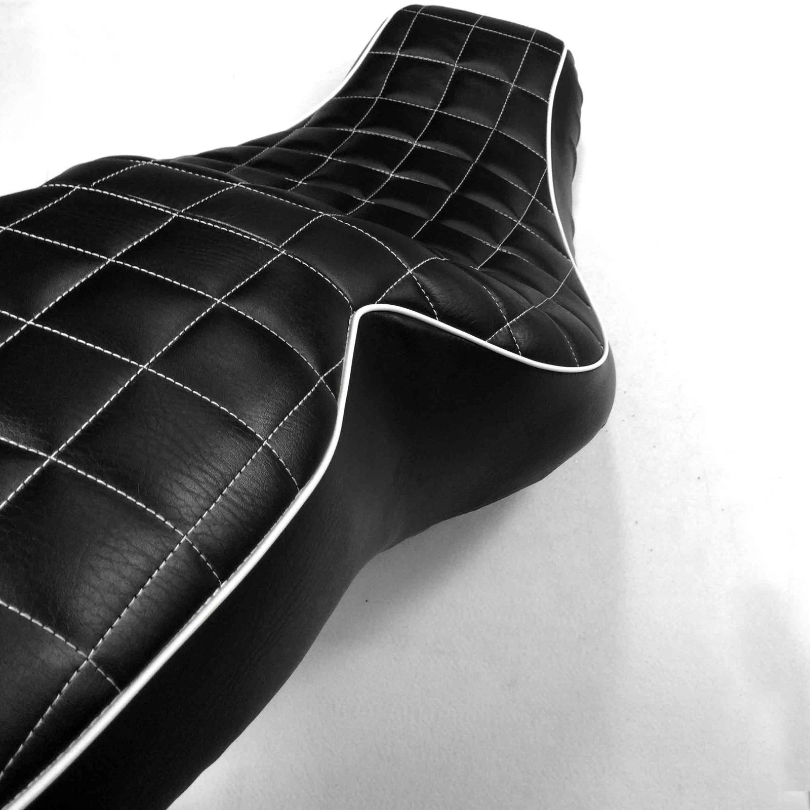 Custom 2-Up Seat for Harley FLHR Road King (1997–2006)
