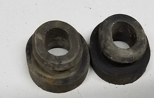 Set of 2 Radiator Lower Rubber Isolators for 1989–1997 Thunderbird Mercury