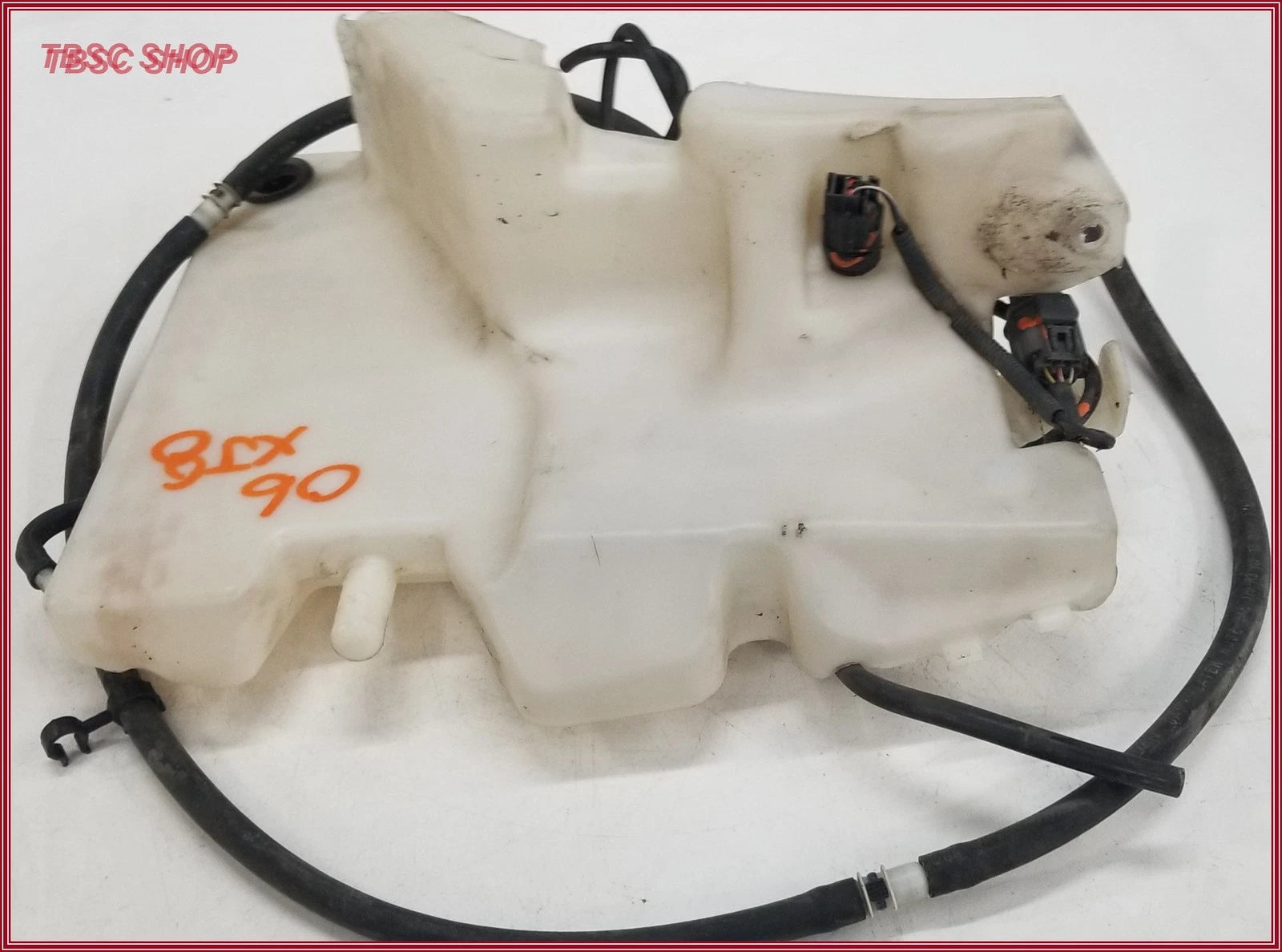 Washer Fluid Reservoir with Pump for Jaguar XJ8 (2004–2007) 59317B613