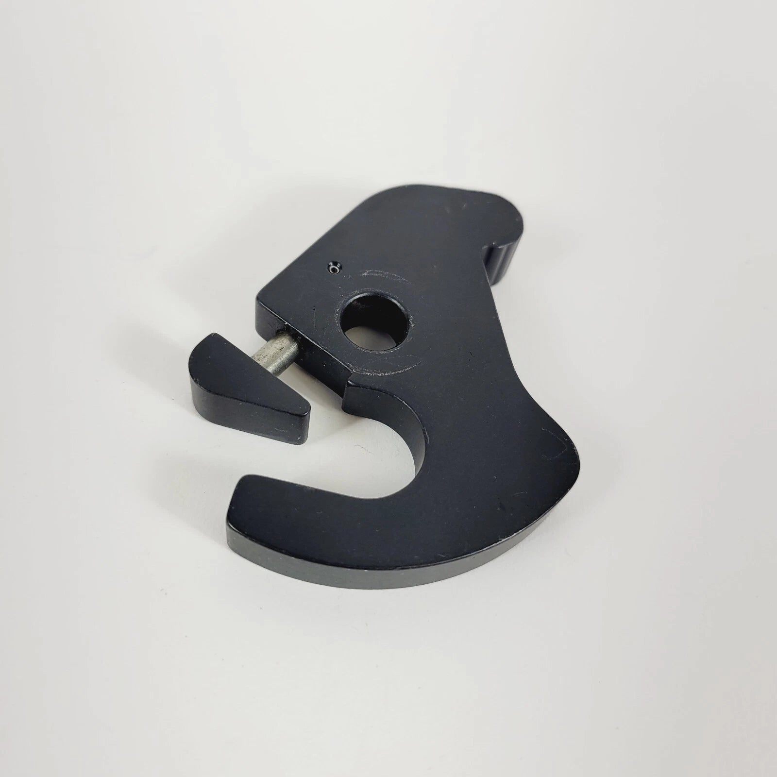 Detachable 2Up Locking Latch Sissy Bar Luggage Rack for Harley Davidson (OEM 46063-98)