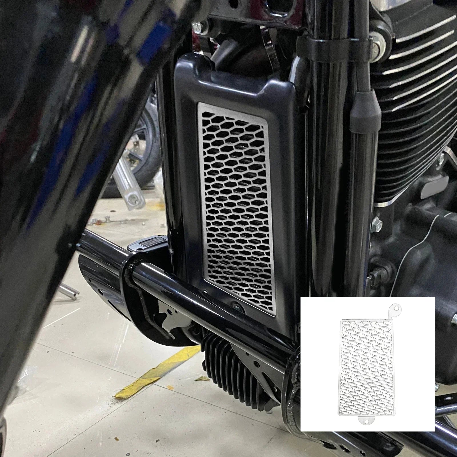 Radiator Grille Oil Cooler Guard Cover for Harley Softail Fat Boy (2018-2024)