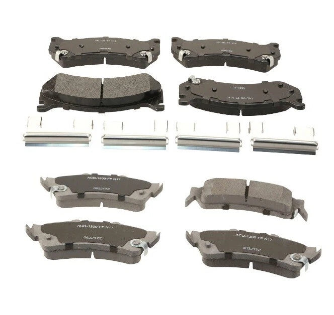 Set of 4 Semi-Metallic Brake Pads for Chevy GMC (Single Piston Caliper)