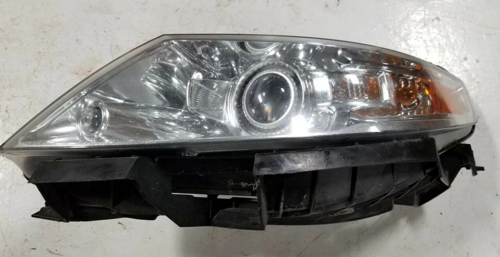 Xenon HID Headlight LH Driver Side for Lincoln MKS (2009–2012) 8A53-13005