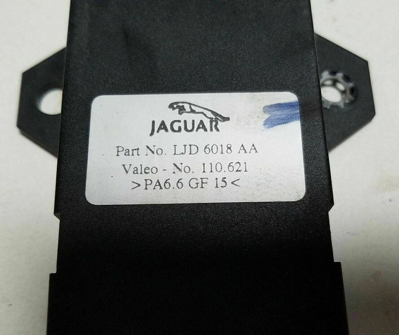 Windshield Wiper Rain Module LJD6018AA for Jaguar XK8 XKR XJ8 XJR VDP (2000–2002)